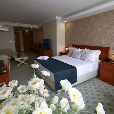 Tuzla Garden Hotel & Spa Darica  Ngoại thất bức ảnh
